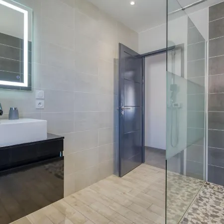 Plassan By Interhome Hébergement de vacances