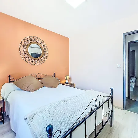 Plassan By Interhome Hébergement de vacances
